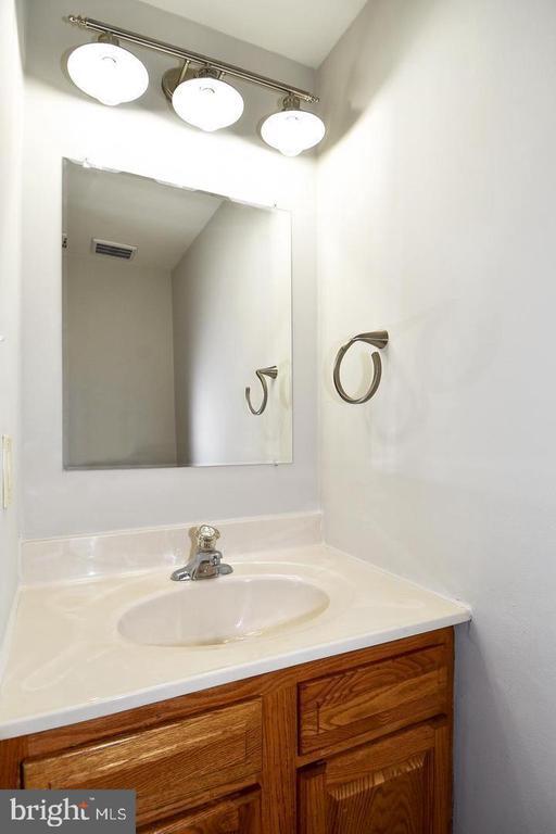 Building Photo - 14488 Black Horse Ct