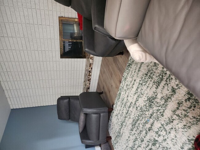 Foto del edificio - 2373 N 1200 E