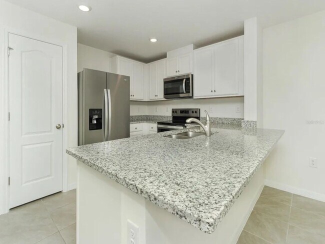 Foto del edificio - 2803 Brie Hammock Bnd