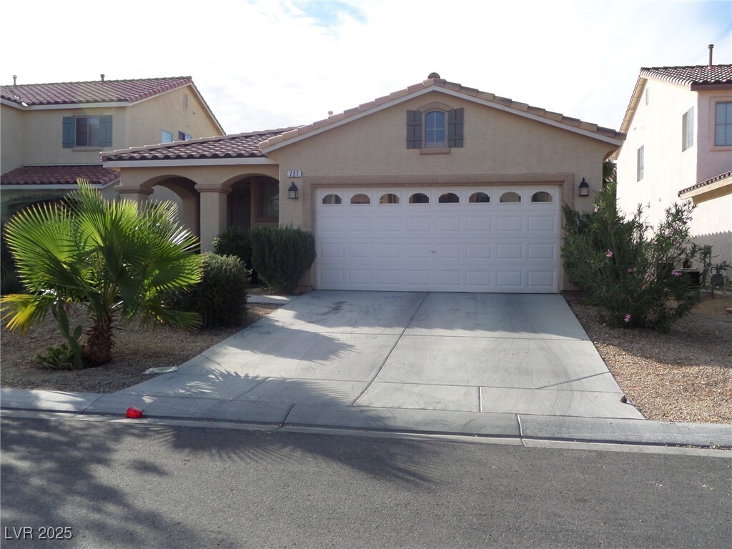 Foto principal - 727 Homewillow Ave