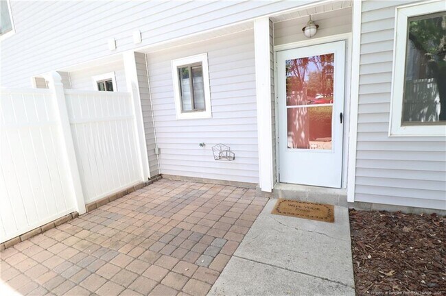 Foto del edificio - 7283 Sandy Creek Dr