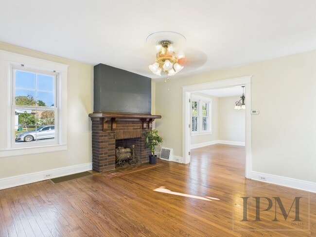 Building Photo - Coming Soon - 4 Bedroom, 2 Bath Home in Yo...