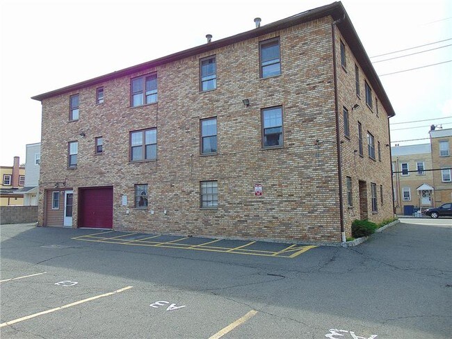 Foto del edificio - 22 Belmont Ave