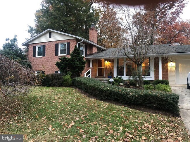 Foto del edificio - 1416 Crestridge Dr