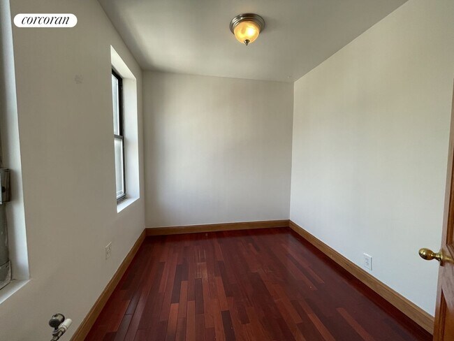 Foto del edificio - 342 St Marks Ave