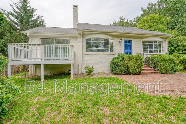Foto del edificio - 925 Brentwood Dr