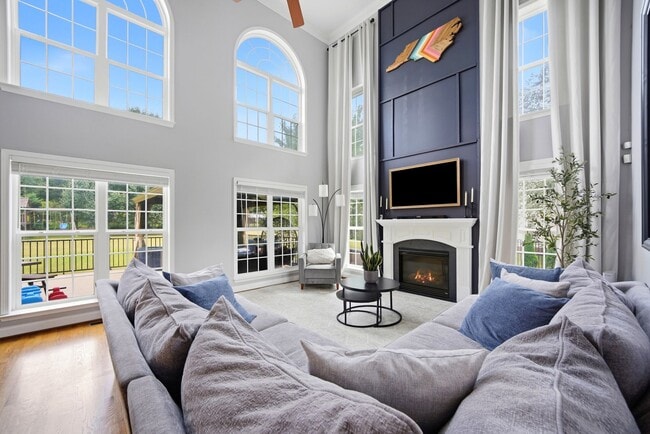 Building Photo - 6011 Latta Springs Cir