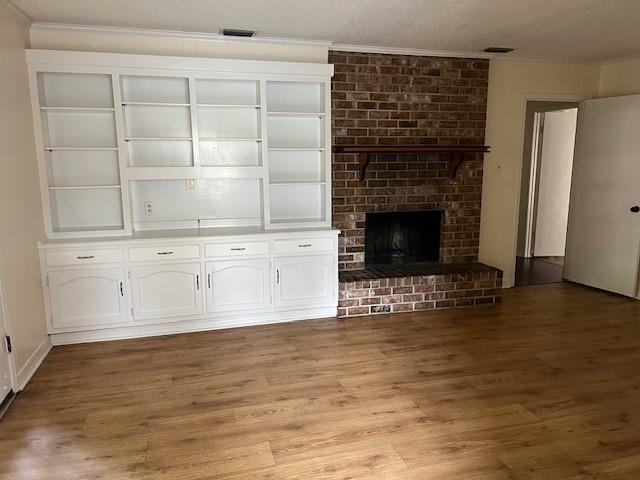 Foto del edificio - 6009 Glencrest Ct