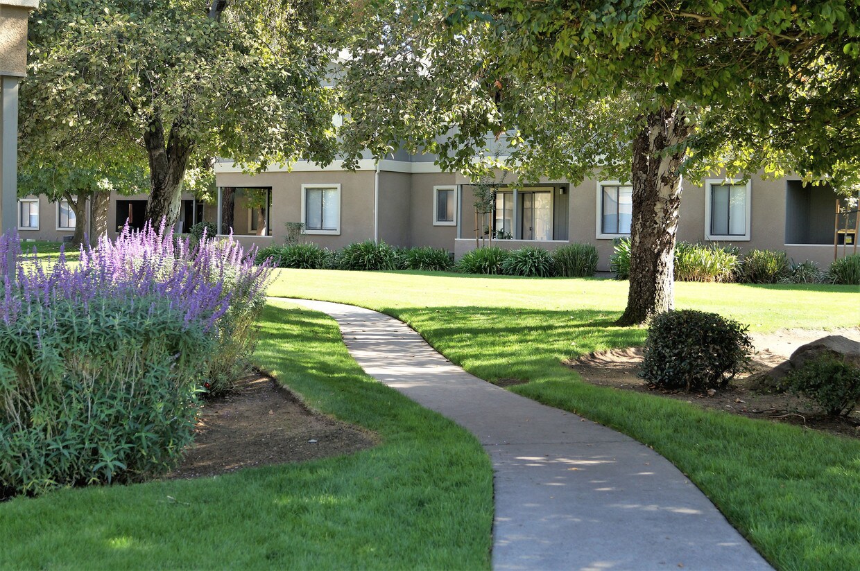 Palm Lakes Apartments Apartments in Fresno, CA