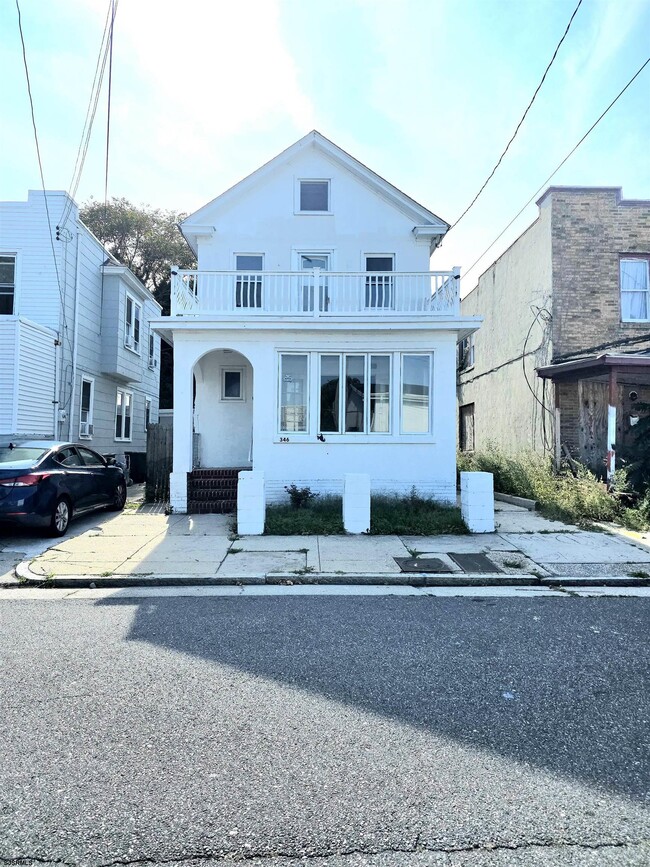 Building Photo - 346 N Delaware Ave