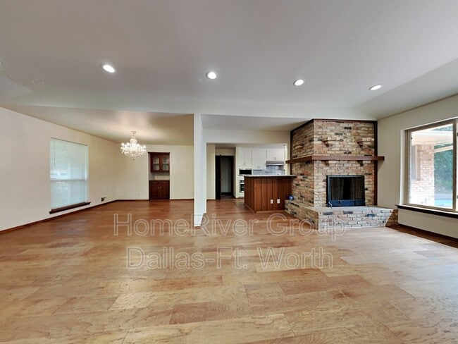 Foto del edificio - 1216 Glen Cove Dr
