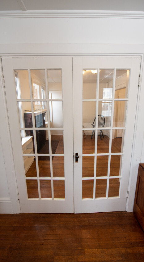 Foto principal - 409 Gage St