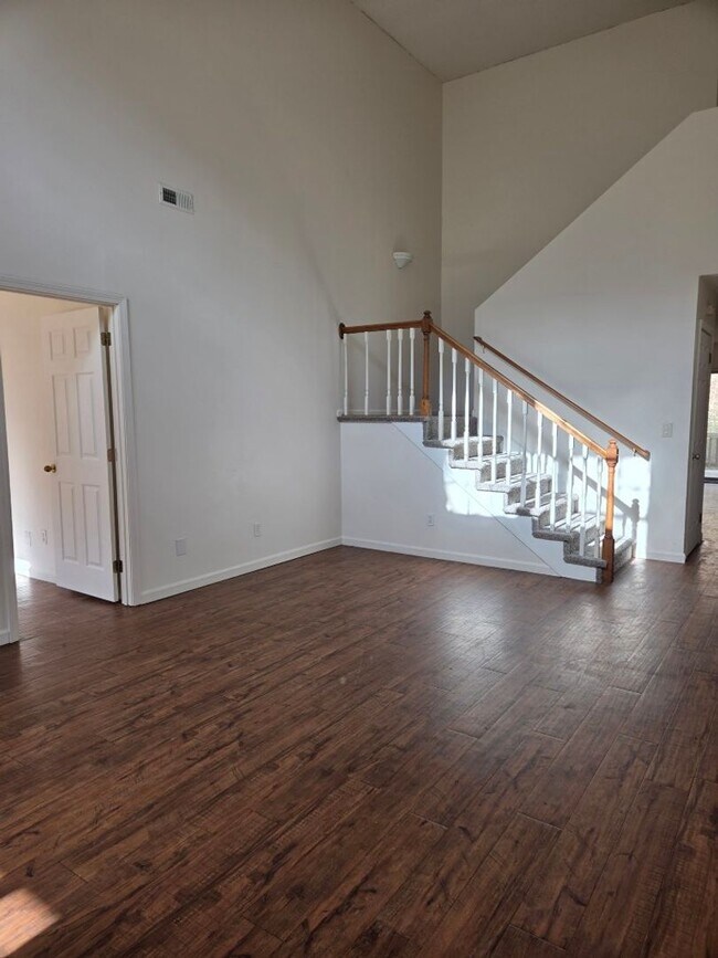 Building Photo - $2,350 - 4 Bedroom 2.5 Bathroom Unfurnished Home Near WCU