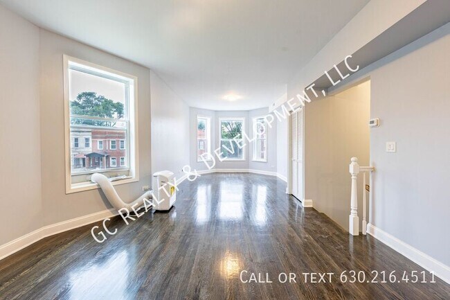 Foto del edificio - 6433 S Vernon Ave