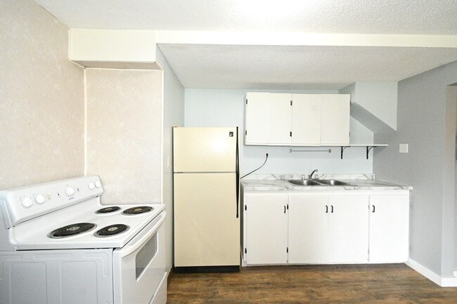 Building Photo - 1426B Nation Crescent - Prince George, BC, Canada