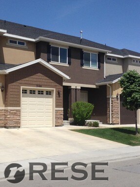 Building Photo - 3166 W Desert Lily Dr