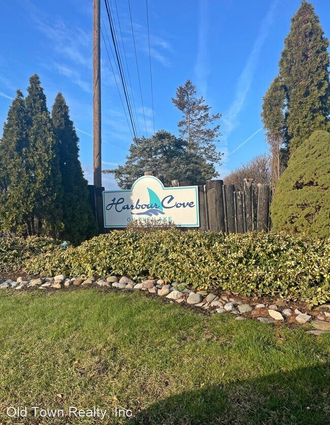 Foto del edificio - 2 br, 2 bath House - 9695 Bayview Dr.  #217