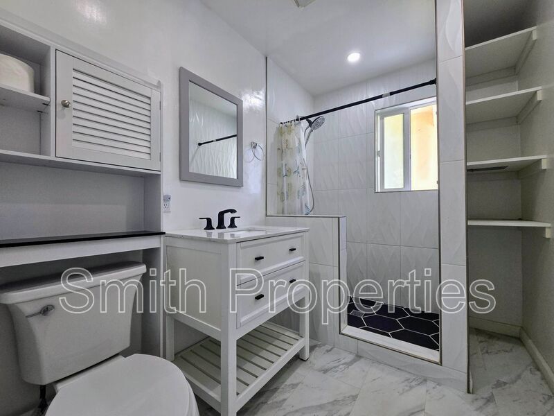 Foto principal - 4550 166th St
