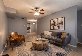 Building Photo - 1724 Brightside Dr