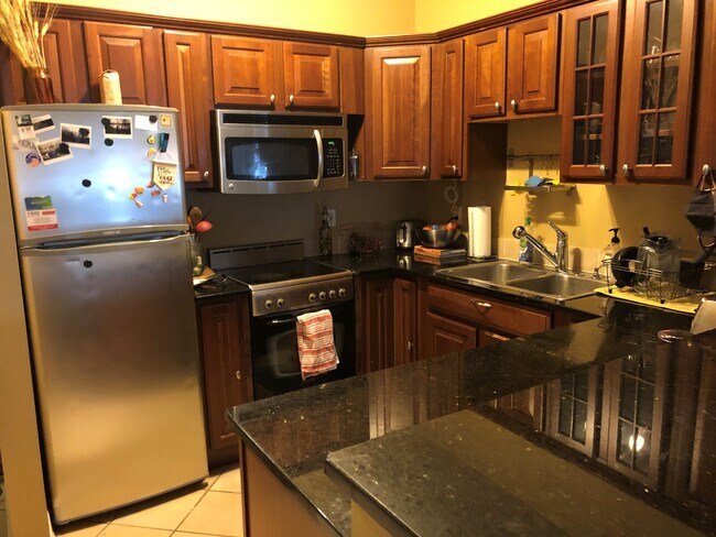 Kitchen - 5 Hundley Ct