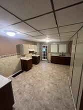 Building Photo - 1104 Marne Rd