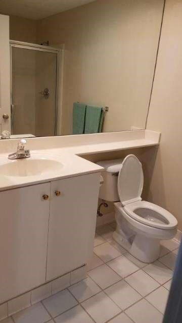 Primary Bedroom - Bathroom - 8503 Atrium Dr