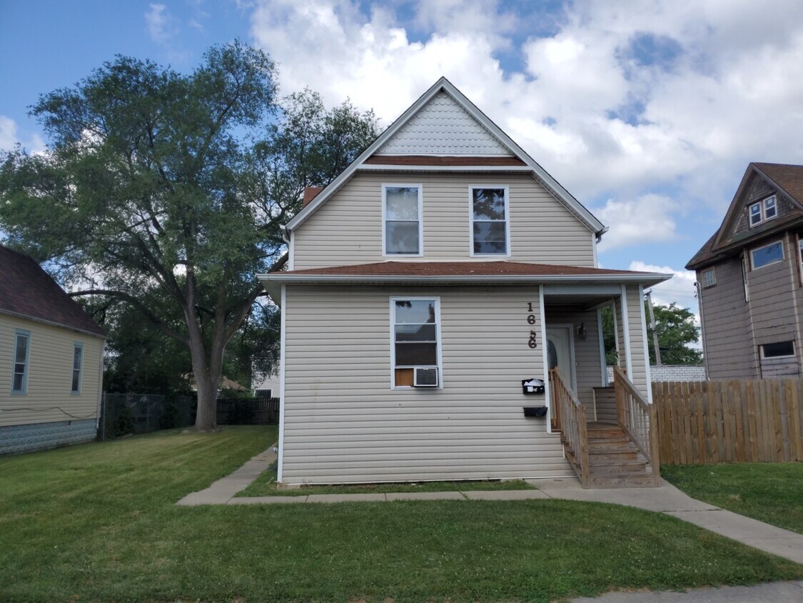 Primary Photo - 1636 Aberdeen St