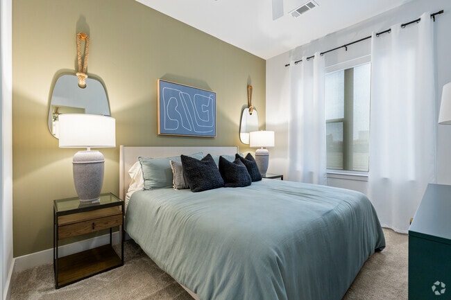 1BR, 1BA - 722SF - Bedroom - Luxia Preston