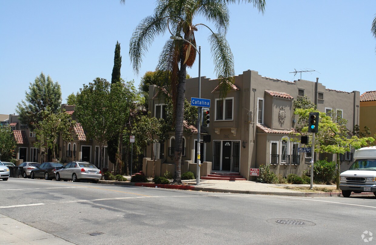 Primary Photo - 3002-3024 James M Wood Blvd
