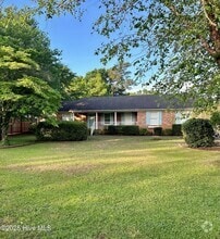 Building Photo - 242 Inlet Dr