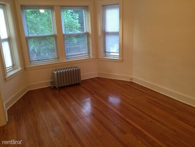 Foto del edificio - 3357 N Monticello Ave