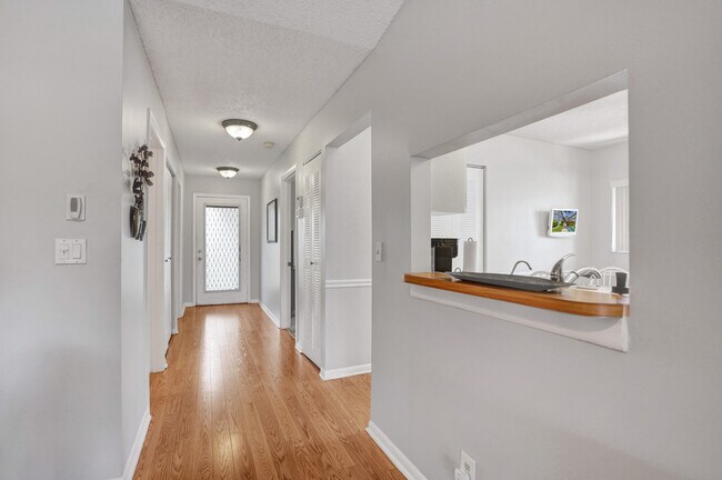 Building Photo - 15235 Lakes of Delray Blvd