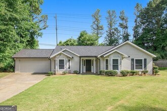 Building Photo - 140 Crabtree Dr