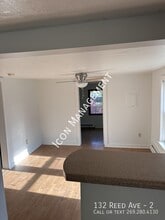 Building Photo - 132 Reed St