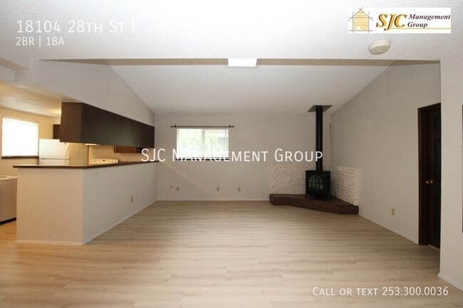 Building Photo - Two Bedroom for Rent on Driftwood Point, L...