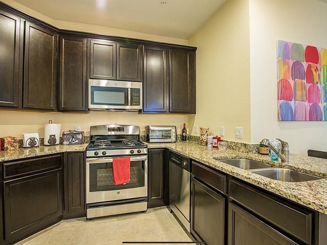 Foto del edificio - 7923 Ashford Trace Dr