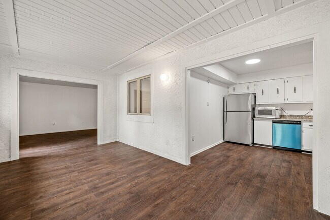 Foto del edificio - 103 Harvest Ln