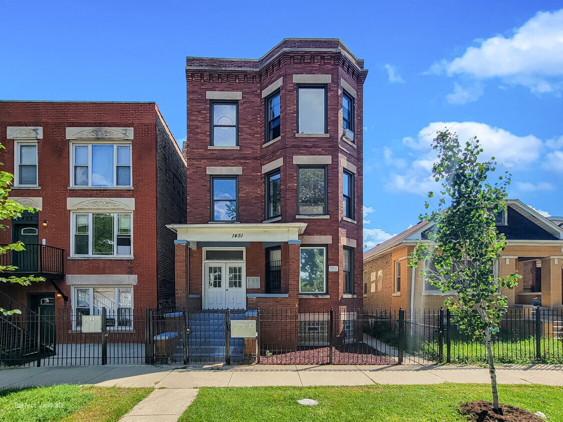 Primary Photo - 1451 N Monticello Ave