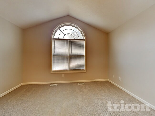 Building Photo - 241 Amy Blvd