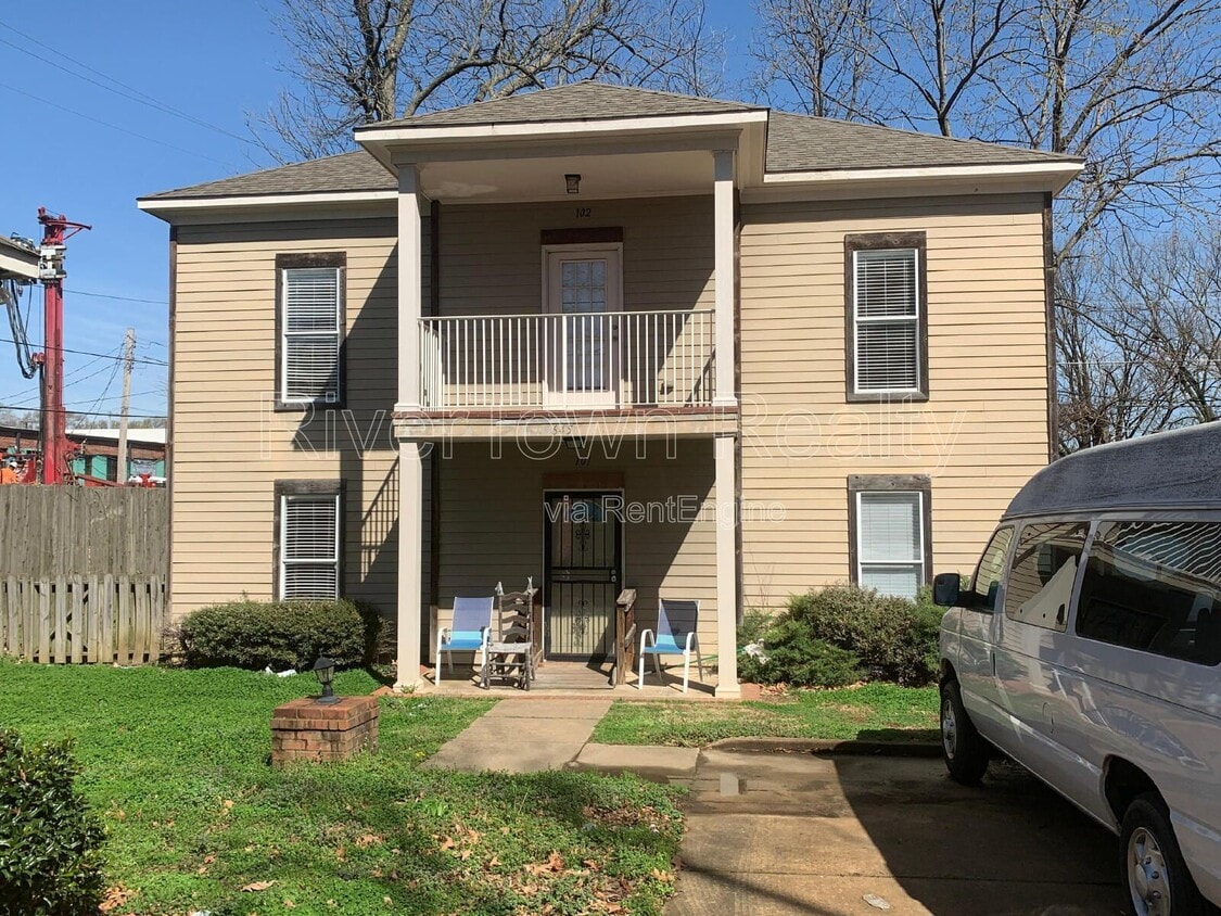 Photo - 645 Gookin Place