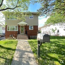 Building Photo - 331 Boxwood Ct