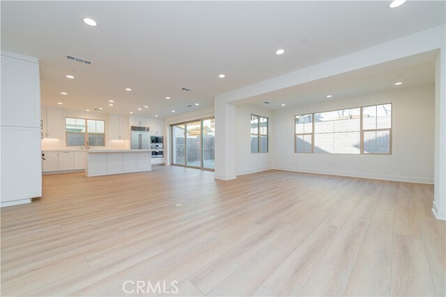 Building Photo - 217 Collino