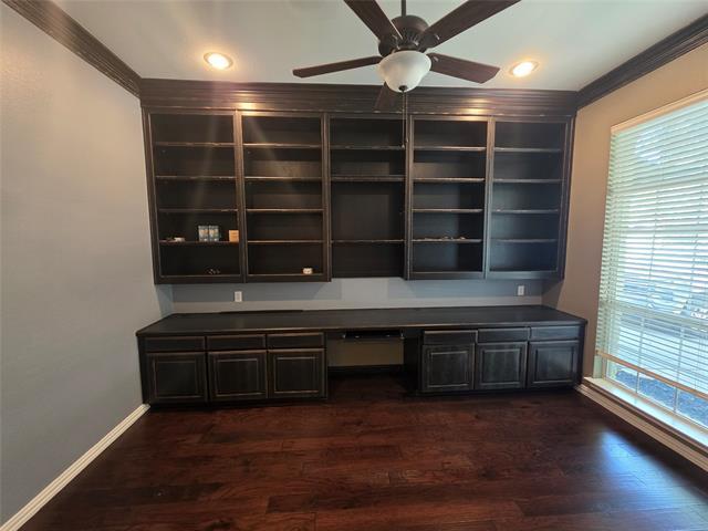 Building Photo - 2717 Cliffwood Dr
