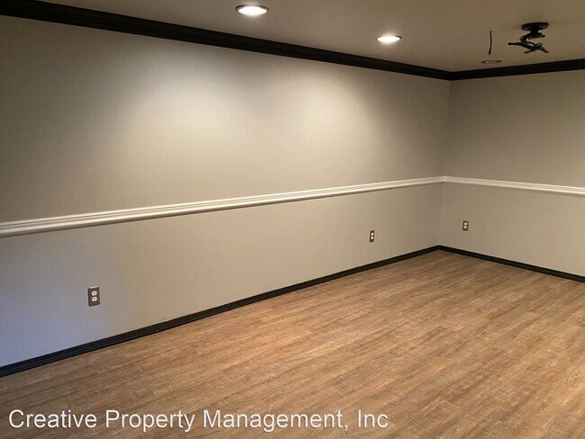 Building Photo - 4 br, 2 bath House - 2617 5th St NW