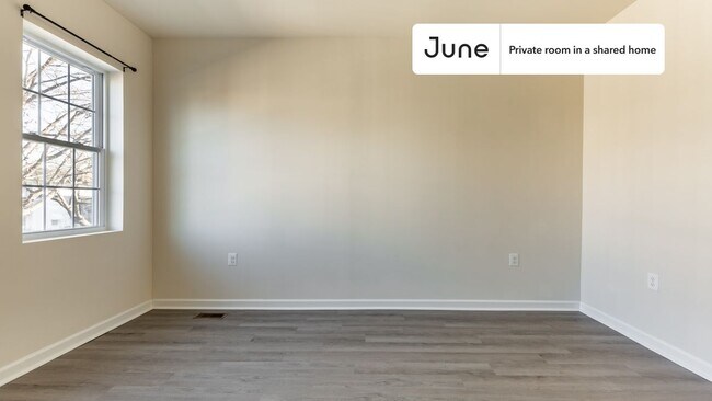 Foto del edificio - Room in Shared 4 bed/3.5 bath home