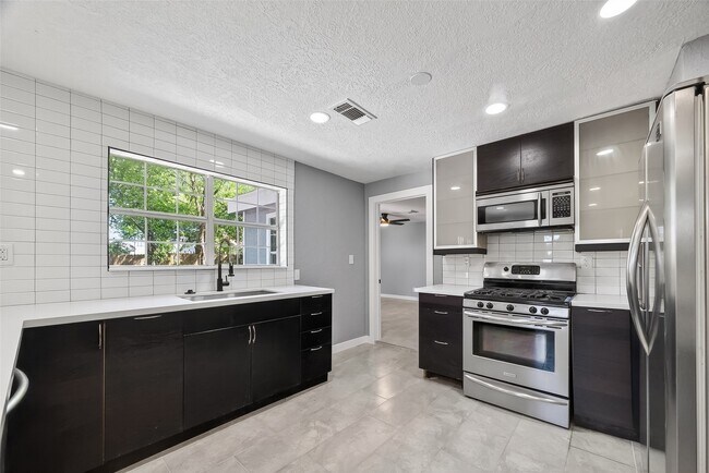 Foto del edificio - 4727 Arvilla Ln