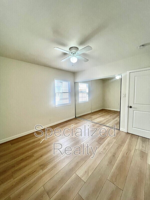Building Photo - 500 Hill Dr