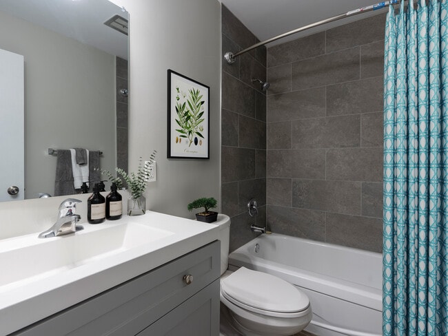 Building Photo - Tupper Gardens