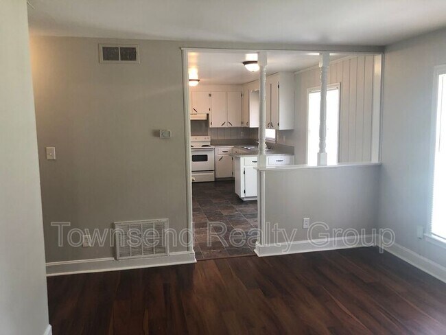 Building Photo - 3024 Amity Garden Ct