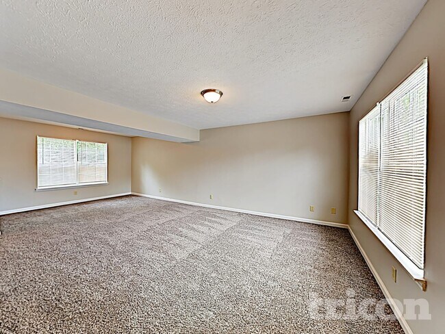 Foto del edificio - 8420 Country Club Blvd